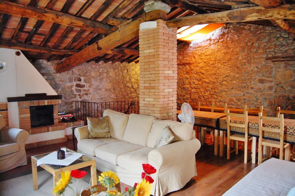 Villa Casa Webb Bagni di Lucca Camera foto